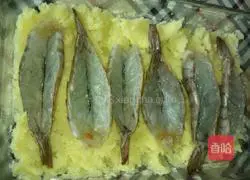 Cheese Shrimp Baked Mashed Potatoes Recipe Illustration 3