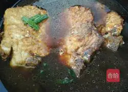 Illustration of how to make five-spice ribs 7