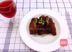 Illustration of how to make spicy beer duck neck 6