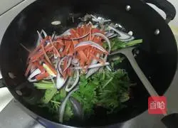 Illustration of how to make black pepper beef rice bowl 5