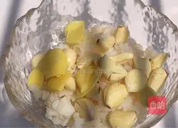 Illustration of how to make garlic squid flowers 4