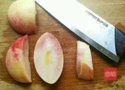 Peach Cocktail Recipe Illustration 1