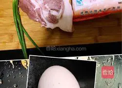 Illustration of how to make fried golden crispy pork 1