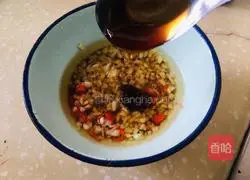 Illustration of how to make garlic vermicelli, enoki mushrooms and steamed shrimps 3