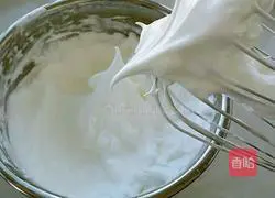 Chocolate Cream Cake Roll Recipe Illustration 7