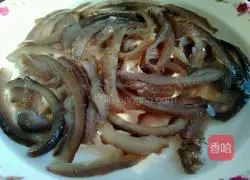 Illustration of braised sea cucumber 3