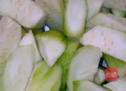 Illustration of how to cook loofah with tomato sauce 3