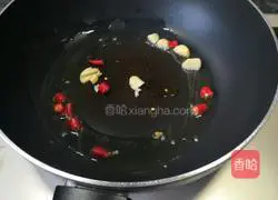 Illustration of how to make fried pork with bitter melon 2