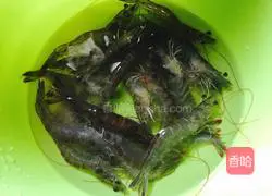 How to make Cantonese-style boiled shrimp Illustration 1