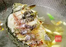 Home version of braised crucian carp recipe 6