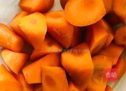 Illustration of how to make large plate chicken 3