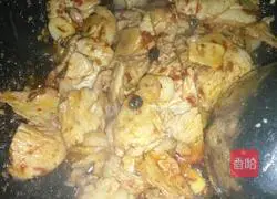 Illustration of how to make traditional twice-cooked pork (twice-cooked with garlic sprouts) 5