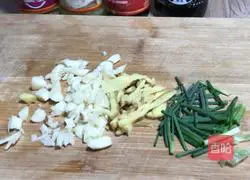 Illustration of home-style dry pot fish 4