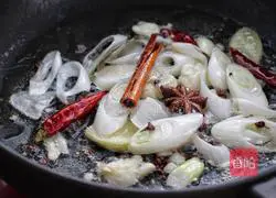 Illustration of braised duck intestines 3