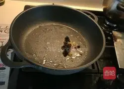 Illustration of how to make mashed potatoes with sauce 5