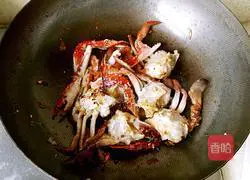 Illustration of how to make green onion and ginger swimming crab 9