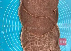 Illustration of how to make cocoa flavored towel rolls 11