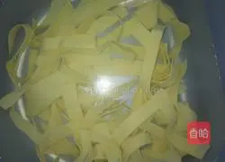 Illustration of how to make red braised Qianzhang 3