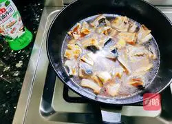 Illustration of Braised Dried Salted Fish 8