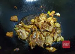 Illustration of how to cook chestnut and bullfrog 6