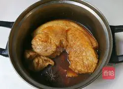 Illustration of how to make attractive sauced pork 14