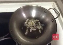 Illustration of how to make pork ribs in tomato sauce 3