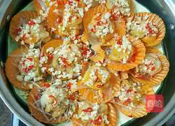 Illustration of how to make steamed scallops with soy sauce and garlic 10