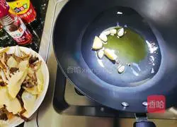 Illustration of how to make noodles with crabs 6