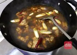 Illustration of how to make large plate chicken 7