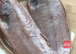 Illustration of how to make steamed tongue sole with pickled vegetable juice 2