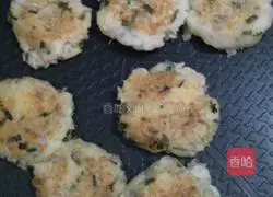 Mashed potatoes and minced meat Illustration of how to make cake 3