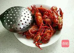 Thirteen-spice lobster recipe illustration 6