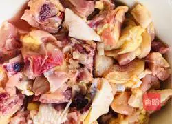 Illustration of how to make large plate chicken 1