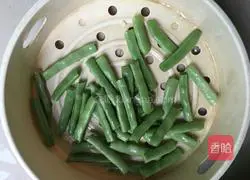 Illustration of how to make stir-fried green beans with minced meat 2