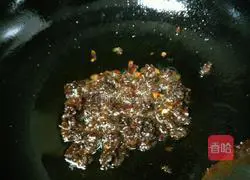 Illustration of how to make Kung Pao Shrimp Balls 8