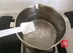 Illustration of how to make braised shrimps and rapeseed 5