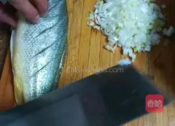 How to make yellow croaker with soy sauce Illustration 1