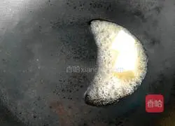 Illustration of how to make mushroom and beef pasta 2