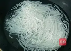 Illustration of Liu's Spicy Hotpot 1