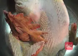 Illustration of how to make braised chicken and mushroom vermicelli 1