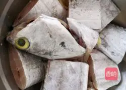 Illustration of how to make celery-flavored hairtail 3