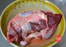 Illustration of how to make soy beef 2