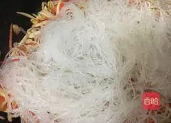 Illustration of how to make spring pancakes and rolls with vegetables 10