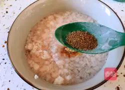 Illustration of how to make blood sausage 8