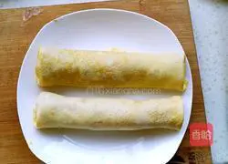 Illustration of how to make egg and meat rolls 9