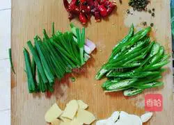 Illustration of how to make spicy shrimp 2