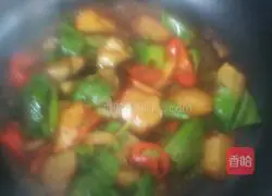 Illustration of how to make spicy ground three delicacies 5