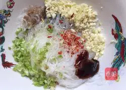 Illustration of how to make garlic vermicelli scallops 4