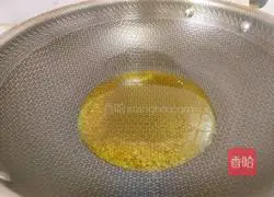 Illustration of how to make fried shrimps with broccoli, carrots and shrimps 11