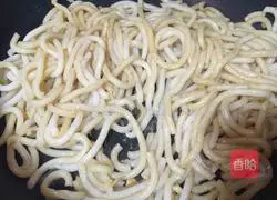 Illustration of how to make fried udon noodles with three shreds of tomato sauce 7